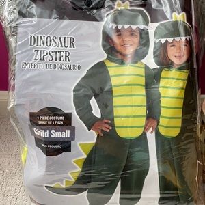 Dinosaur costume child size small 4-6